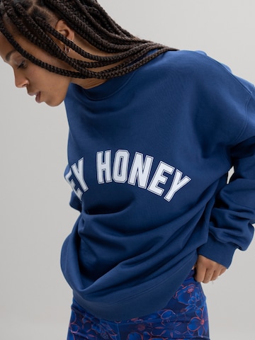 Hey Honey Sweatshirt 'Logo' in 