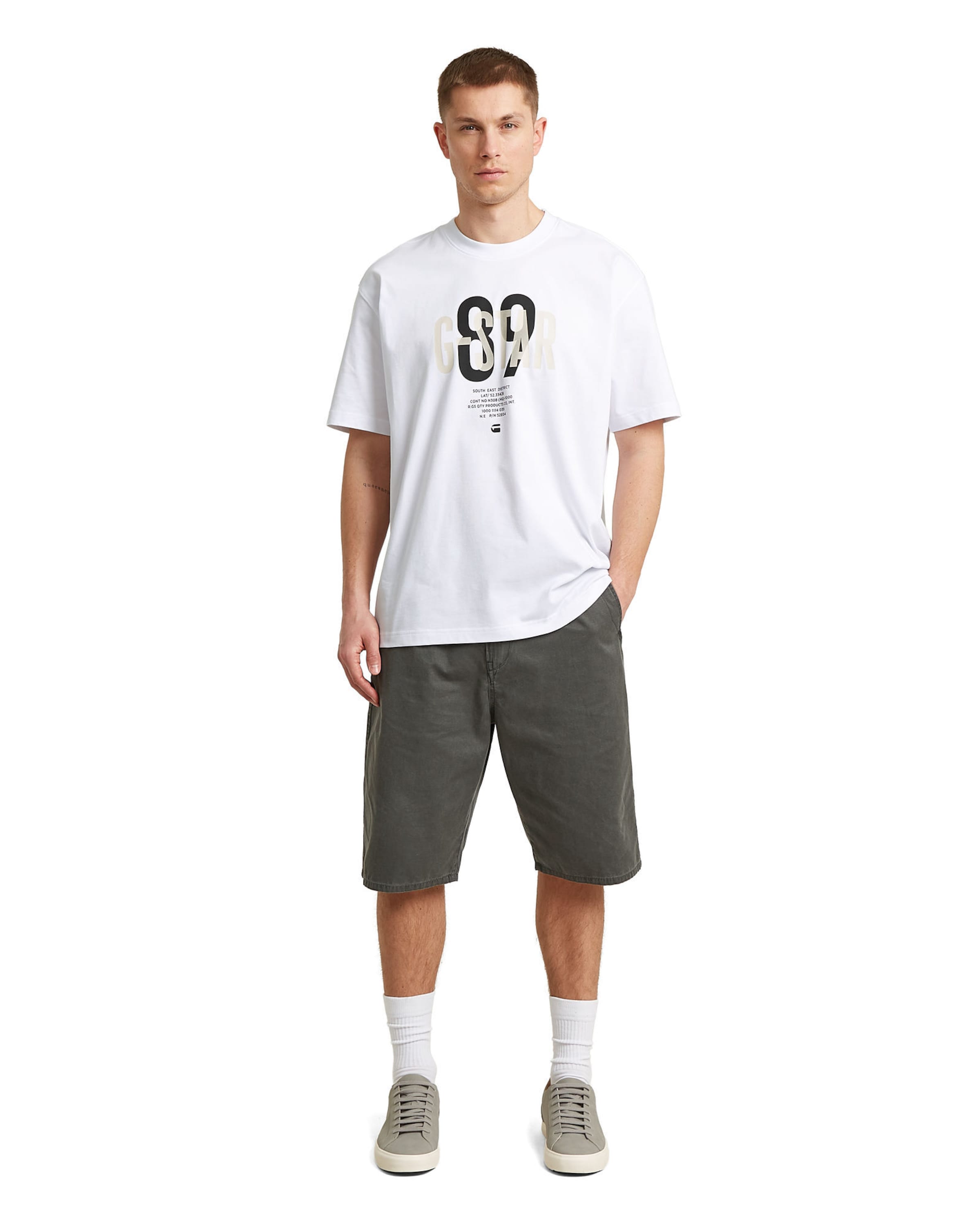 G-STAR Regular Chino 'Pleated Chino Shorts' in Grijs