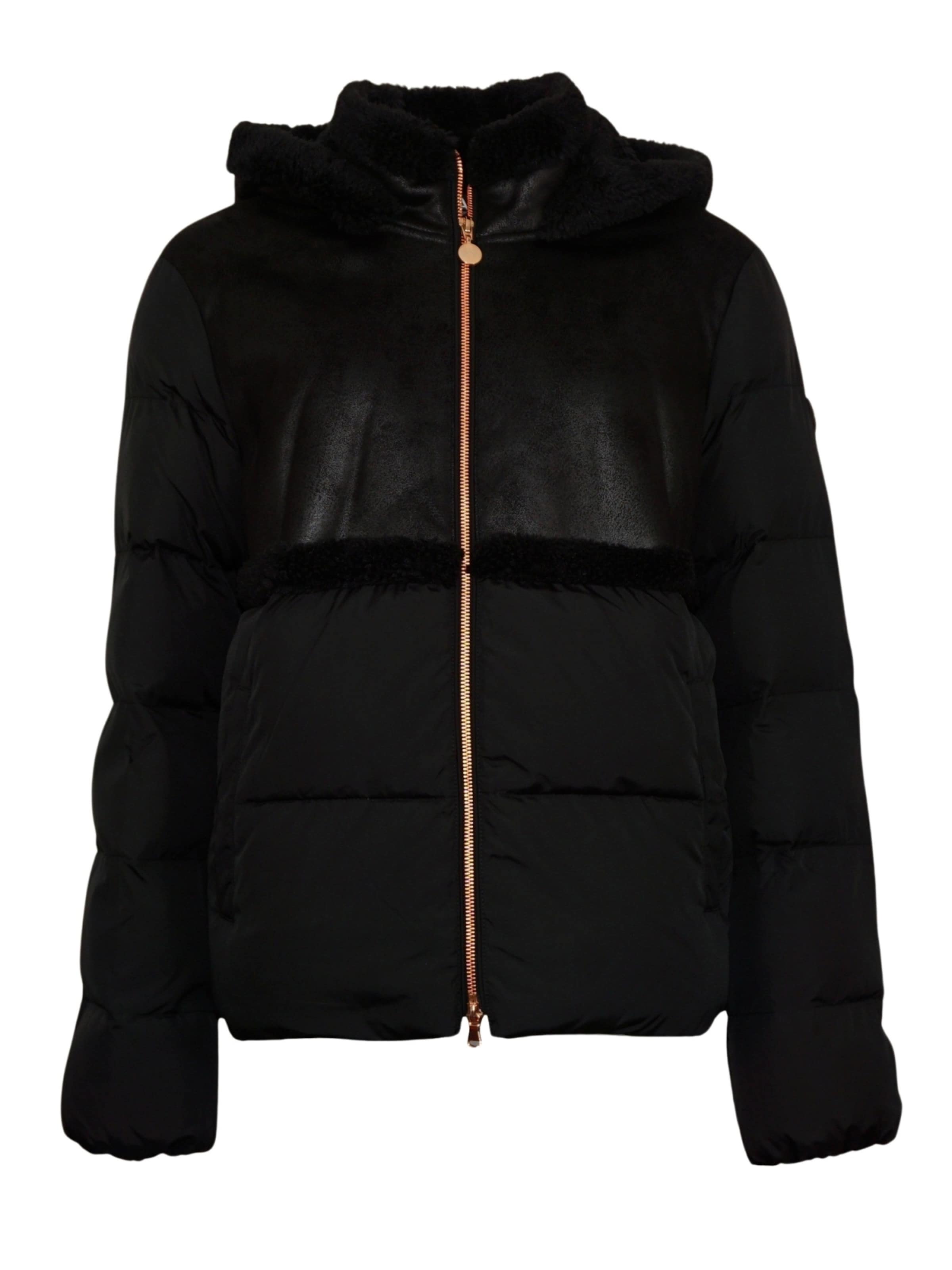 Giacca invernale di EA7 Emporio Armani in nero: frontale