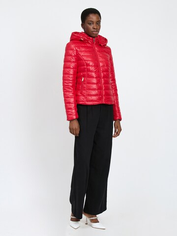 Influencer - Chaqueta de invierno en rojo