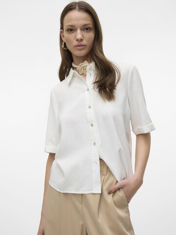 VERO MODA Bluse 'Mymilo' i hvid