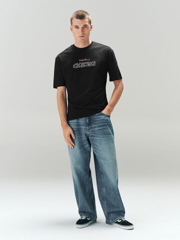 T-Shirt Next en noir