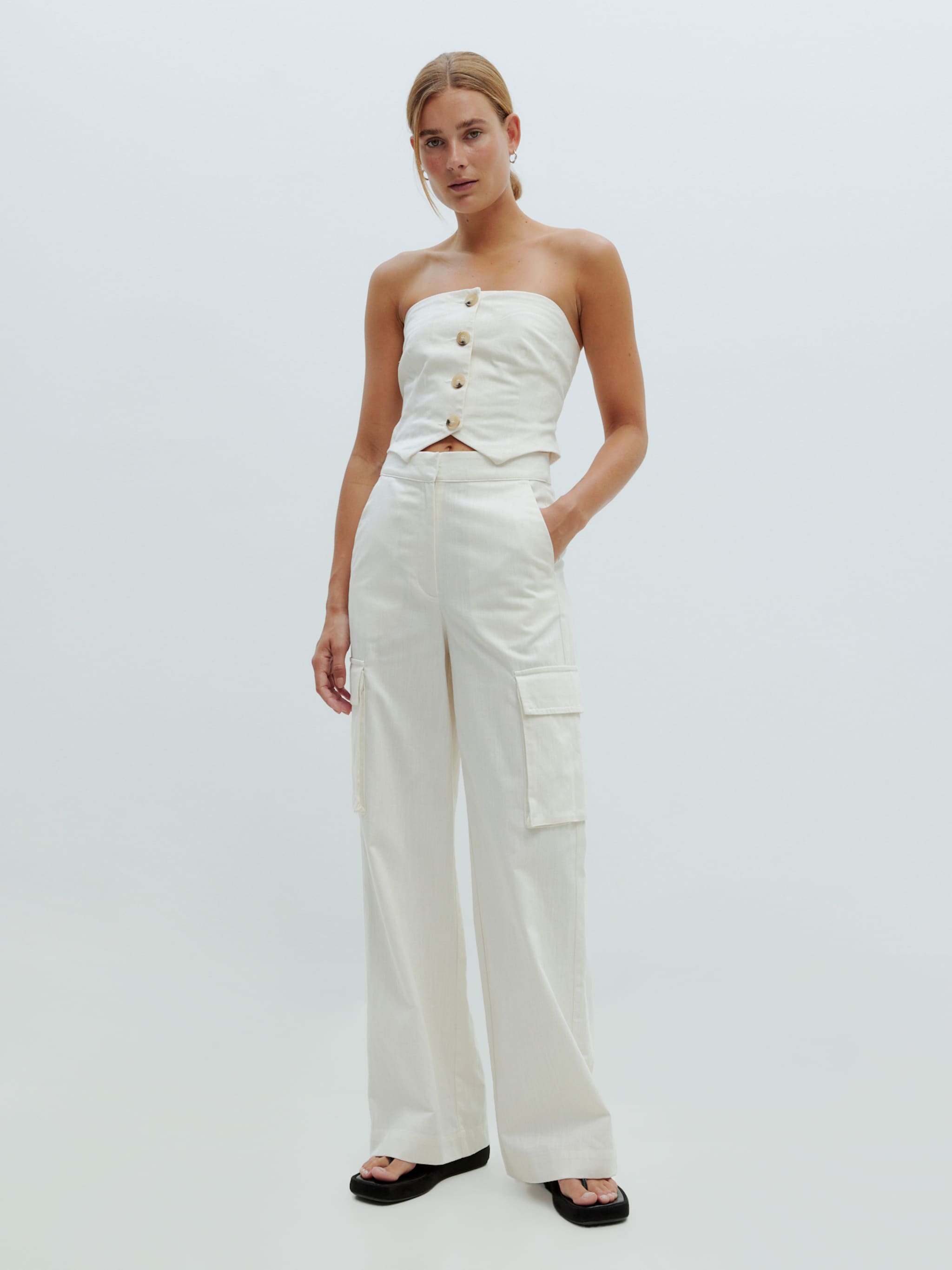 EDITED Produits Gilet 'Samuela' beige