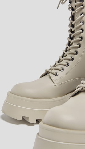 Pull&Bear Schnürstiefel in Beige