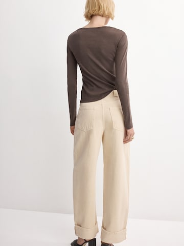 MANGO Тениска 'LAVI' в кафяво