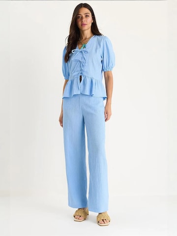 Bianco Lucci Pantsuit in Blue: front