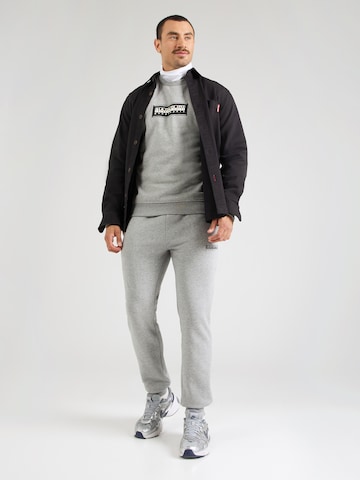 Effilé Pantalon 'M-GORI' NAPAPIJRI en gris
