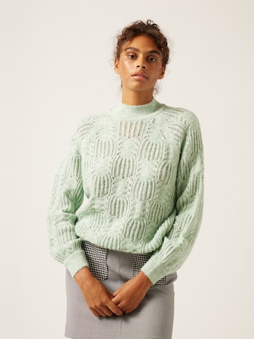 Pullover 'Yulia' di NAF NAF in verde: frontale