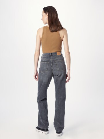 WEEKDAY Regular Jeans in Grau