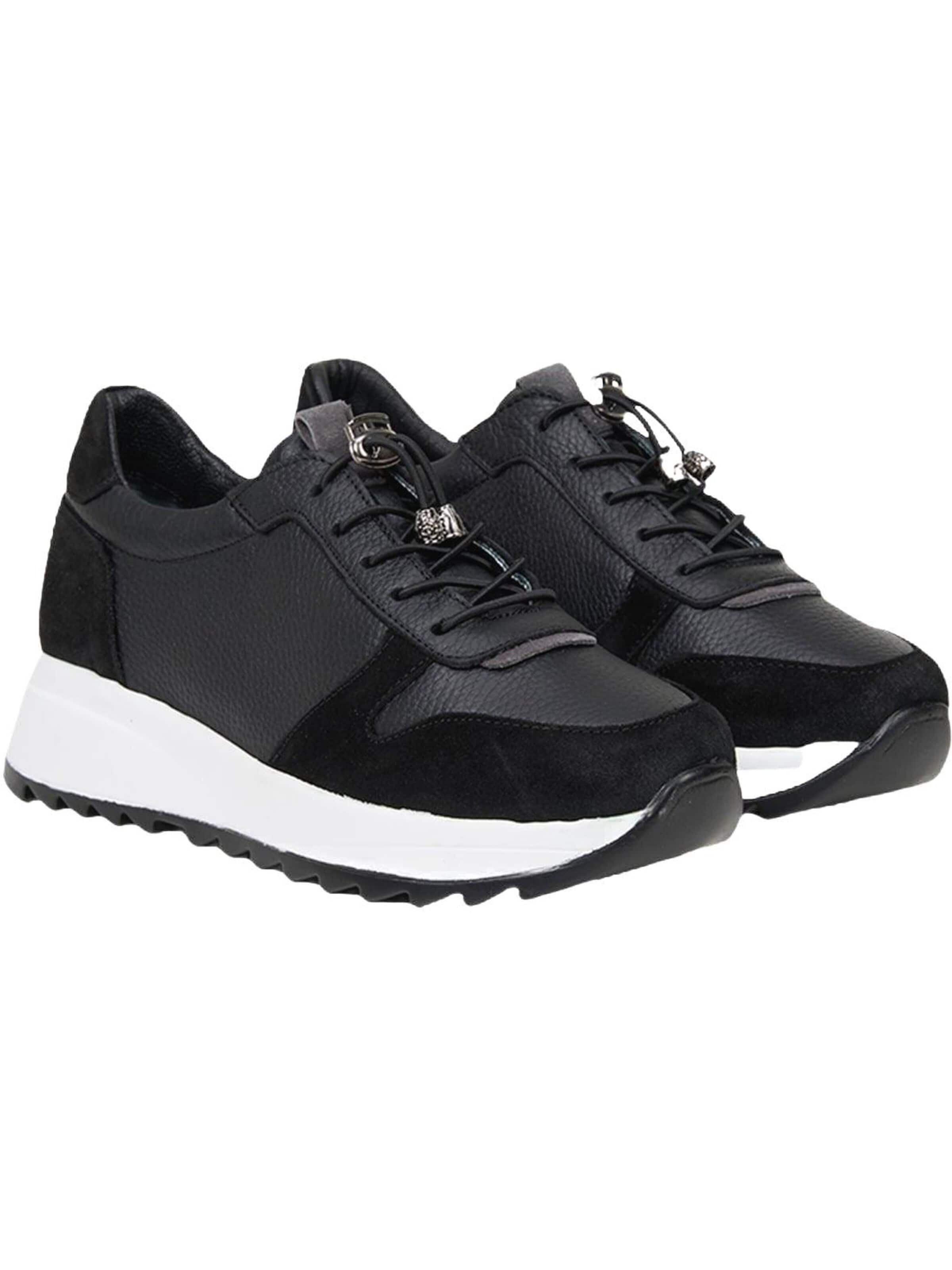 Desa Sneakers 'Trainer' in Black