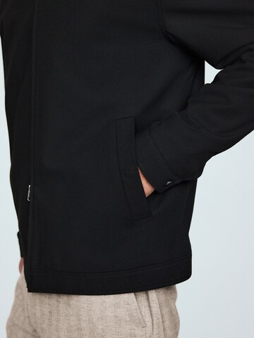 Next Jacke 'Motionflex' in Schwarz