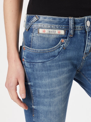 Herrlicher Slimfit Jeans 'PIPER' in Blauw