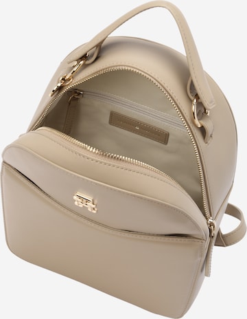 TOMMY HILFIGER - Mochila 'CHIC' em bege