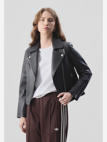 Bolongaro Trevor Between-season jacket 'Millie' in Black: front