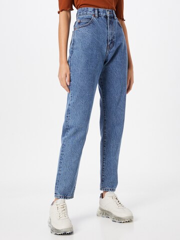 Dr. Denim Tapered Jeans 'Nora' in Blue: front