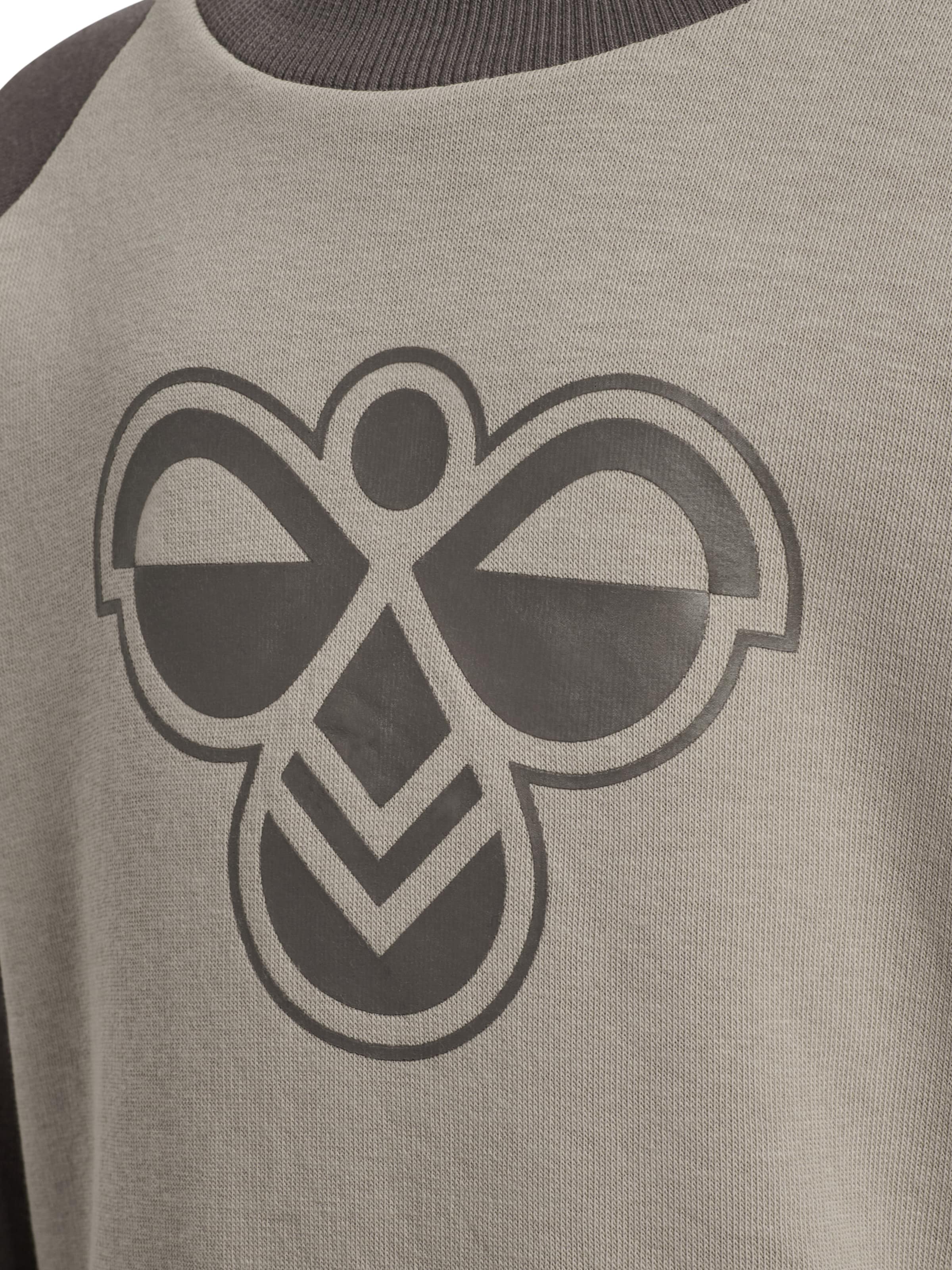 Hummel Set in Grau