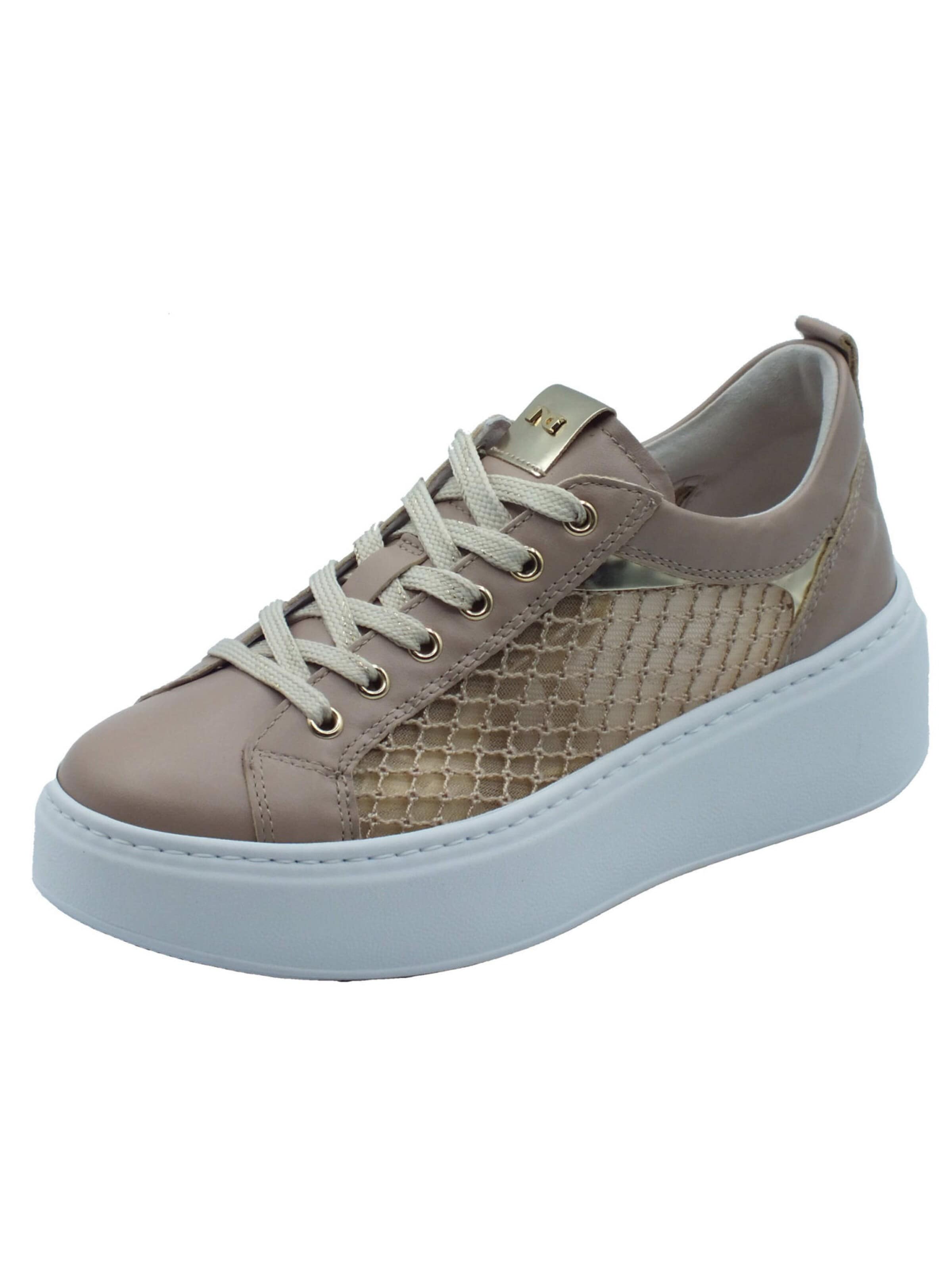 Scarpa stringata di Nero Giardini in marrone: frontale