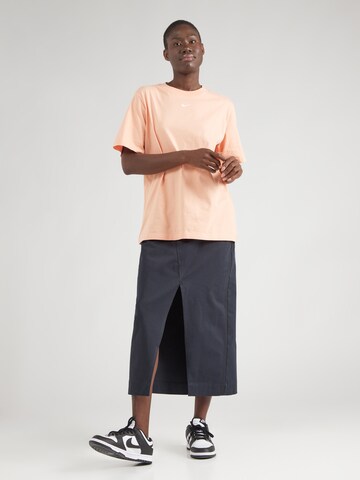 Nike Sportswear Футболка 'Essentials' в Оранжевый