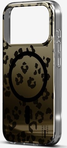 iDeal of Sweden Smartphone case 'MagSafe iPhone 17 Pro' in Brown: front