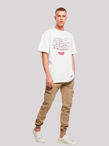 T-Shirt 'Stranger Things In Your Dreams Netflix TV Series' F4NT4STIC en blanc