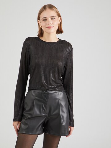 Tricou 'JDYEVEREST' de la JDY pe negru: față