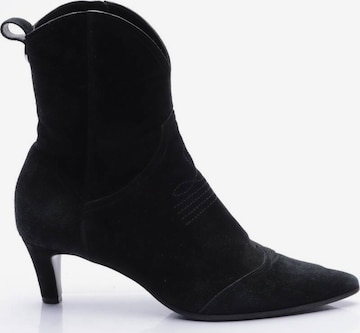 Gucci Stiefeletten 41 in Schwarz: predná strana