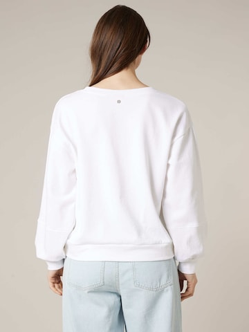 Sweat-shirt 'Cherryna' Deeluxe en blanc