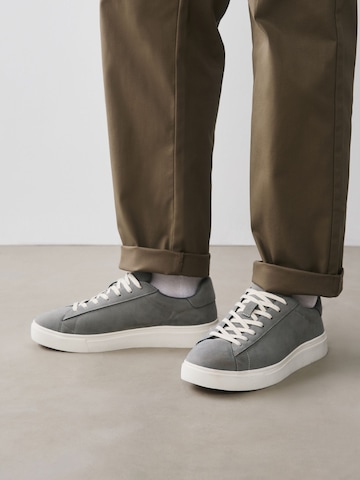 Next Sneakers in Grey