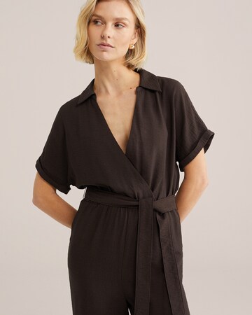 WE Fashion Jumpsuit i brun