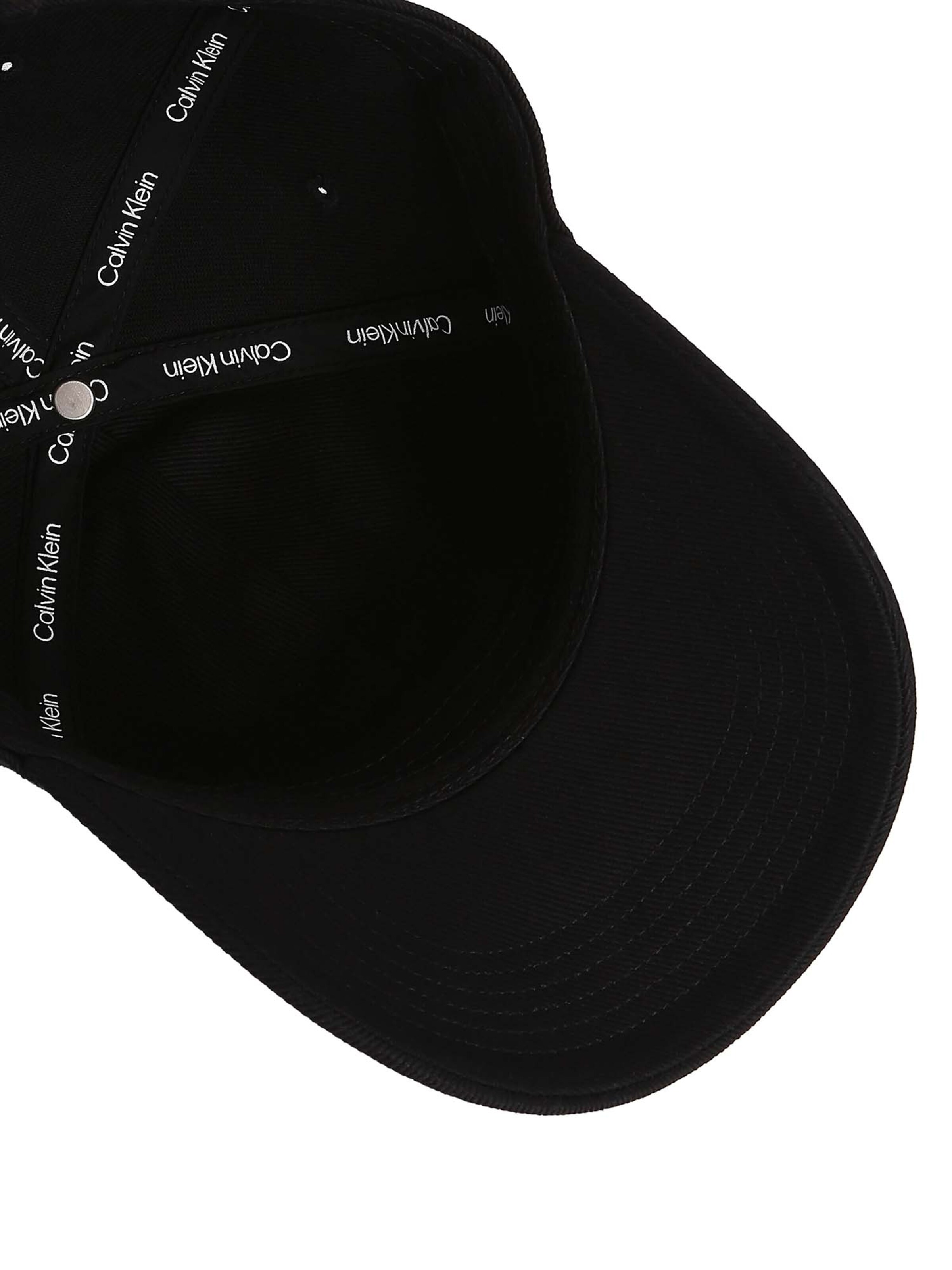 Calvin Klein - Boné em preto