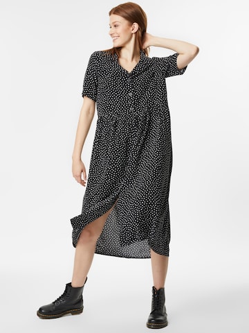 Monki - Vestido em preto: frente