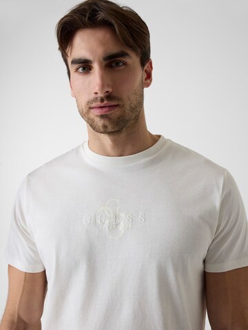 GUESS T-Shirt in Weiß