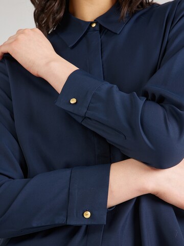 TOMMY HILFIGER Bluza | modra barva