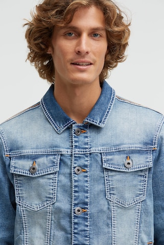 CAMP DAVID Between-Season Jacket in Blue