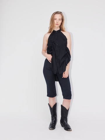 ABOUT YOU REBIRTH STUDIOS - Blusa 'Shirred' en negro