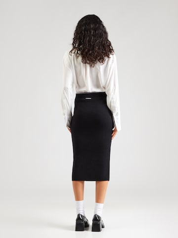 PINKO - Falda 'GUINEA' en negro