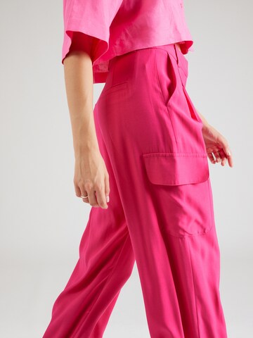 regular Pantaloni cargo 'JOHN' di Suncoo in rosa