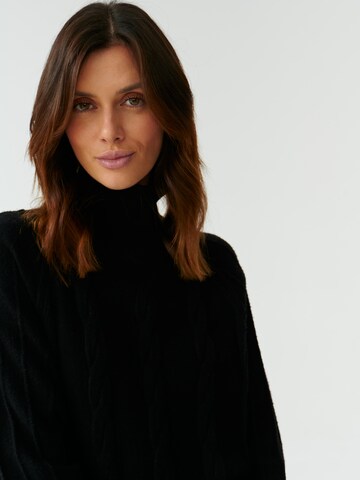 TATUUM Sweater 'MEDUZA' in Black