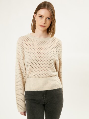Influencer Sweater in Beige: front