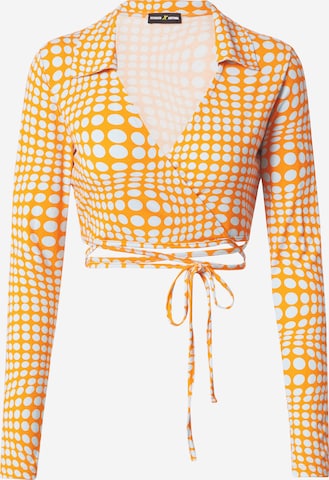 ABOUT YOU x Antonia Blouse 'Irina' in Oranje: voorkant