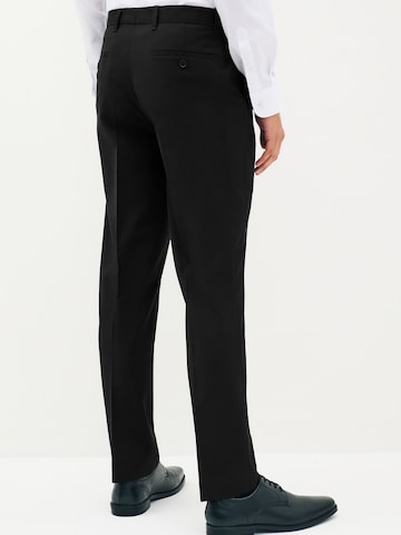 Next Regularen Hlače na rob | črna barva