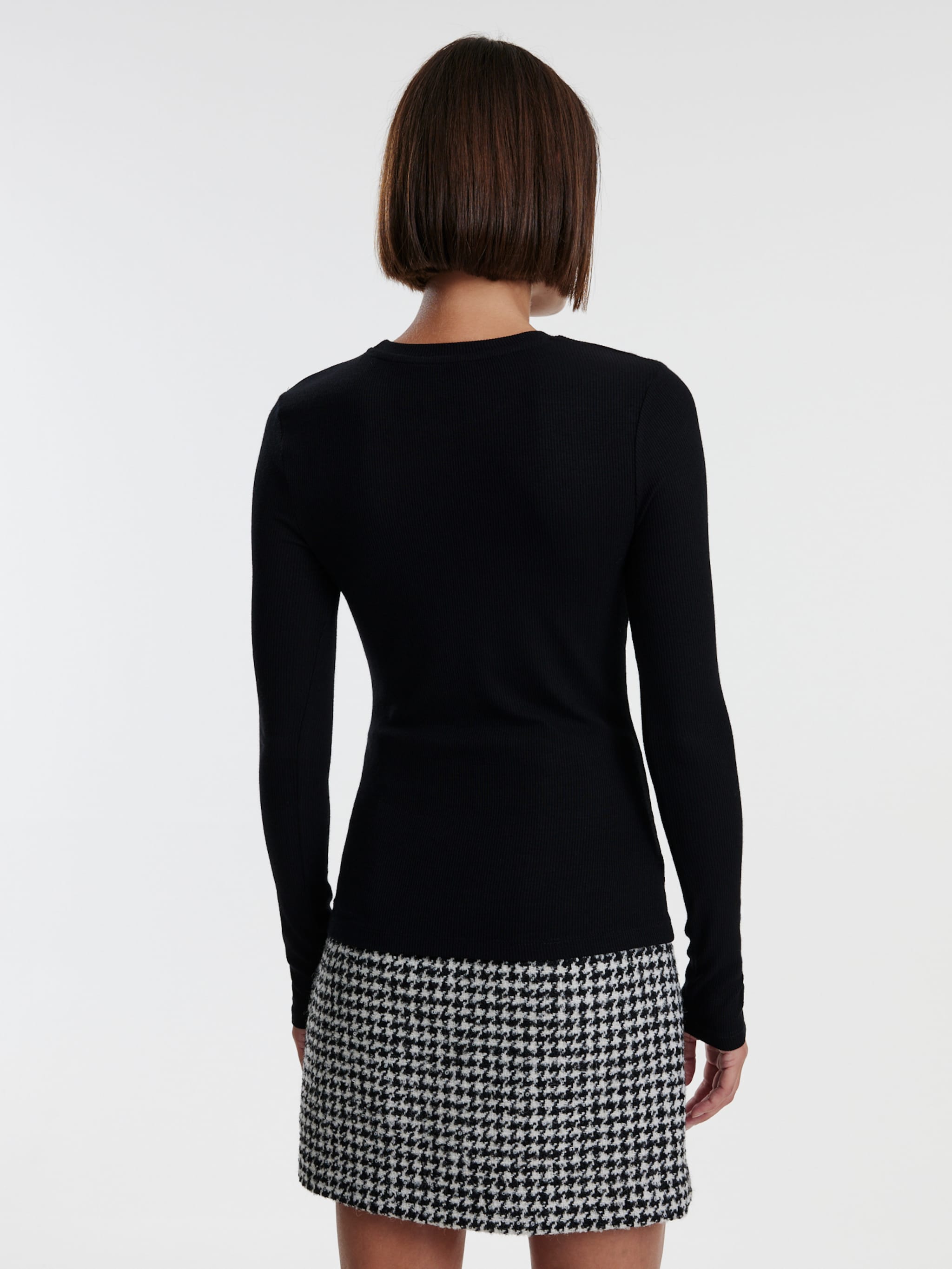 EDITED Producten Shirt 'Inoa' Zwart
