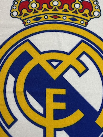 Cerdá Beach Towel 'Real Madrid Polyester Handtuch' in White