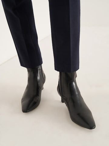 Camomilla Italia Boots 'Saylor' in Schwarz