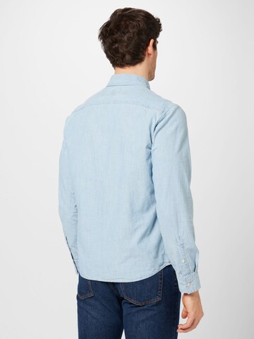 GAP Regular Fit Paita 'CHAMBRAY' värissä sininen