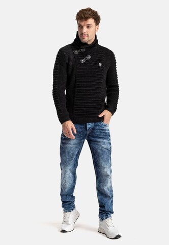 CIPO & BAXX Pullover in Schwarz