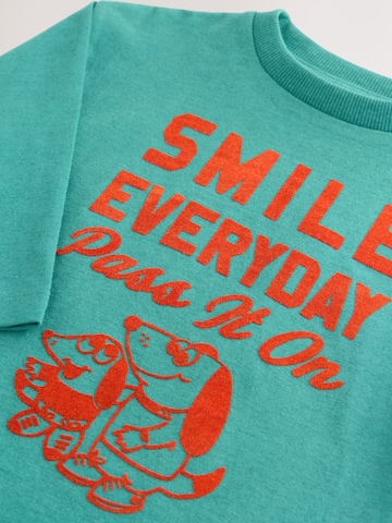Tricou de la Next pe albastru