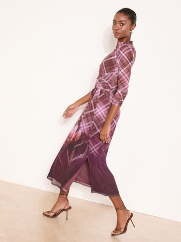 Lipsy Платье в Красный