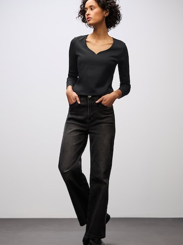 STREET ONE Shirt in Black