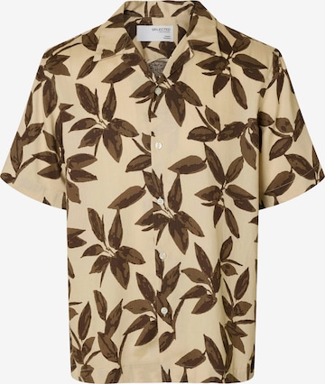 Coupe regular Chemise 'SLHNoa' SELECTED en beige : devant